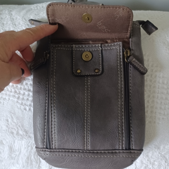 b.o.c. Mini Organizer Crosssbody Bag - Picture 7 of 12